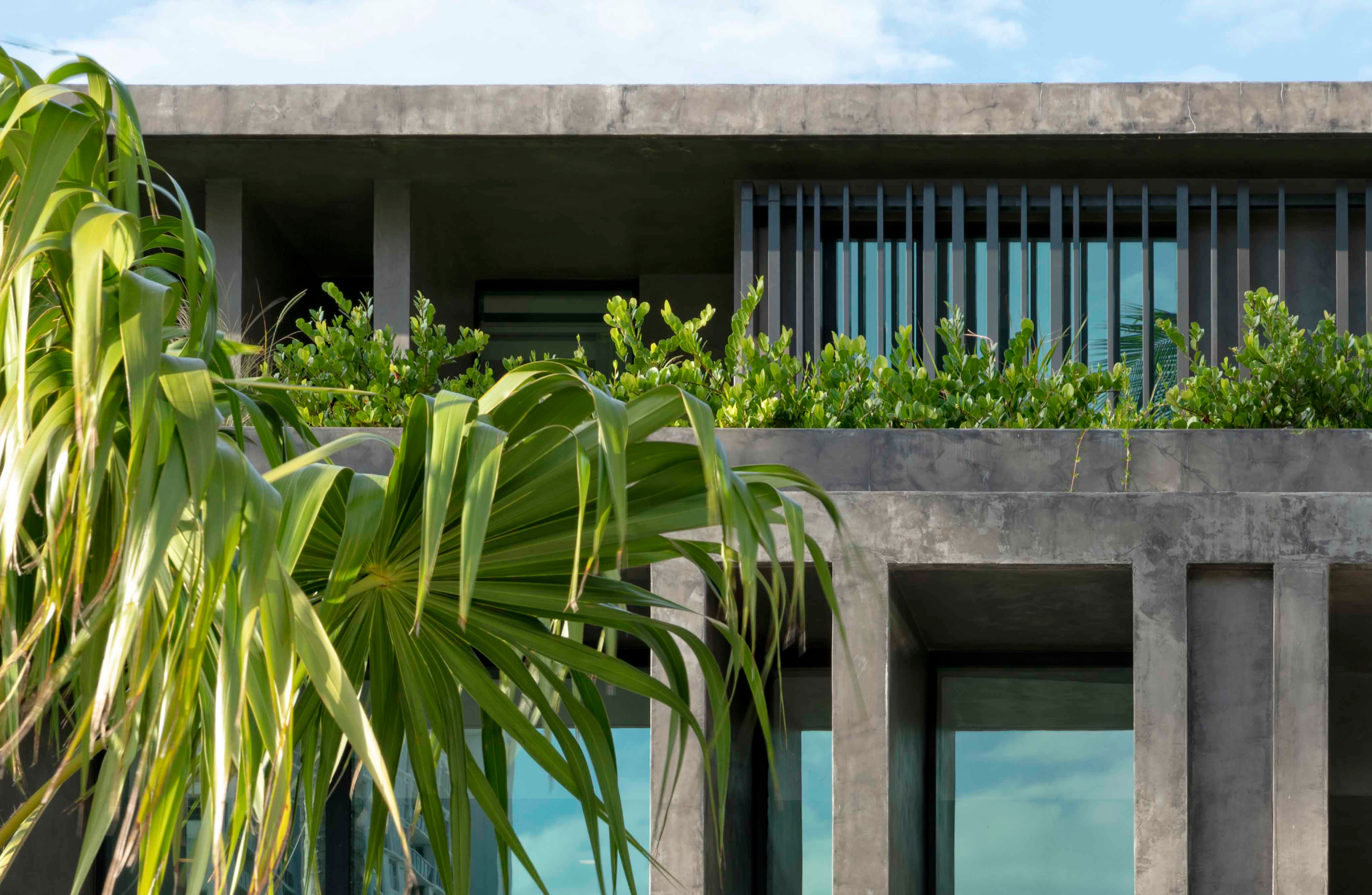 Janoura Residence